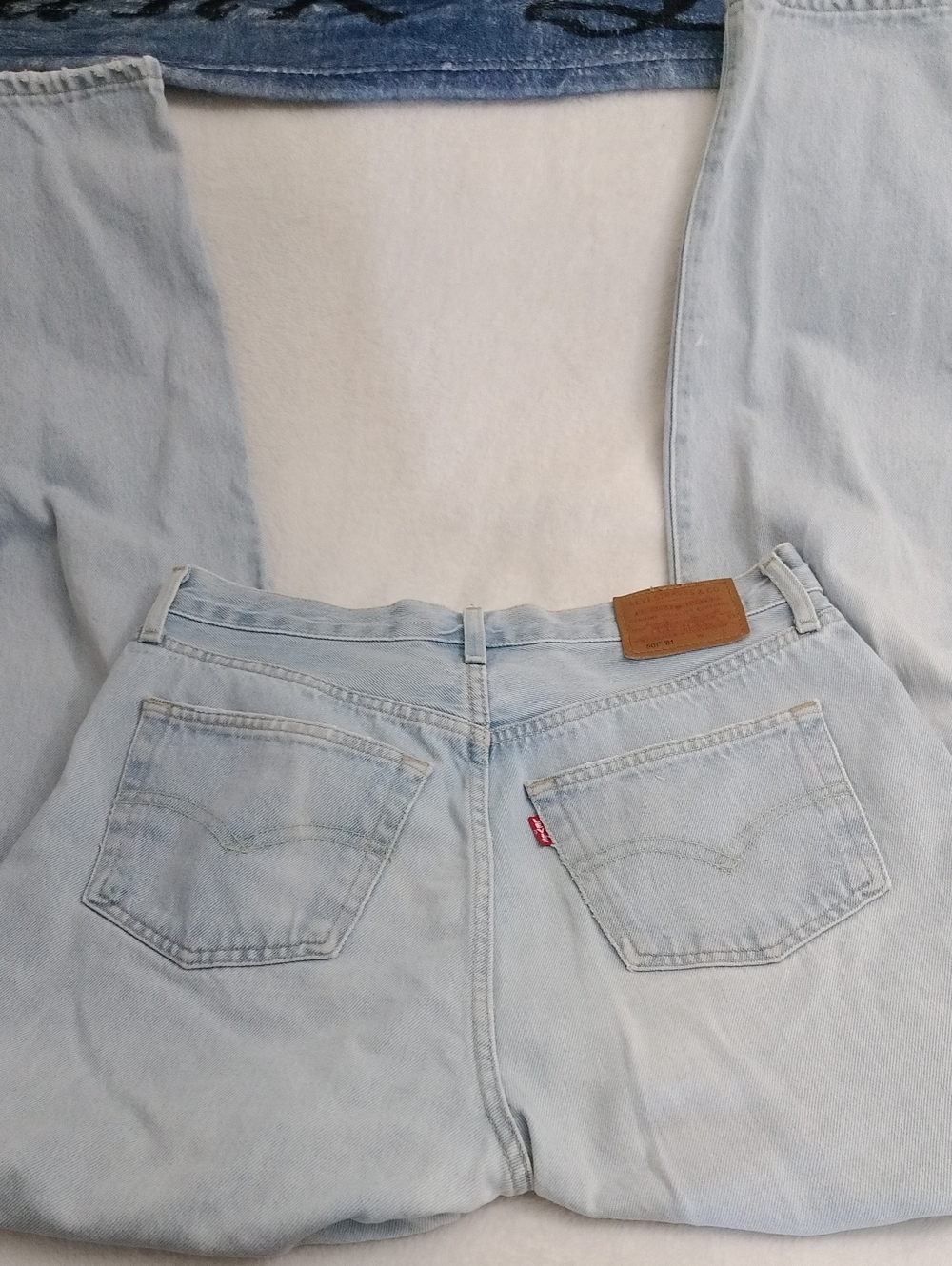Levi's 501 81 Premium Button Fly Straight Light Blue Jeans Women's 28x33 Read - Picture 5 of 6